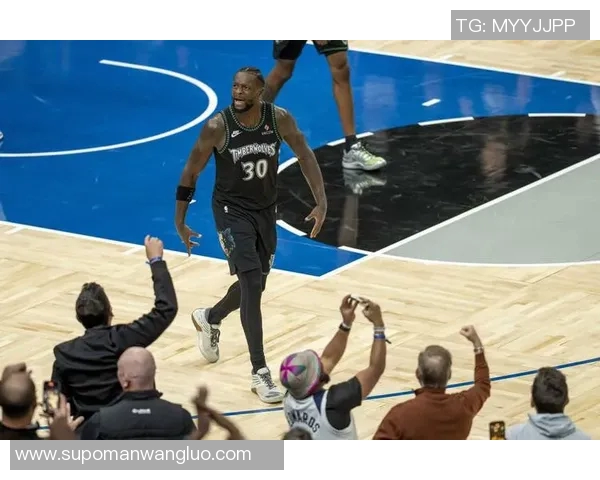 贡献三双！兰德尔12中6拿下19分11板10助2断